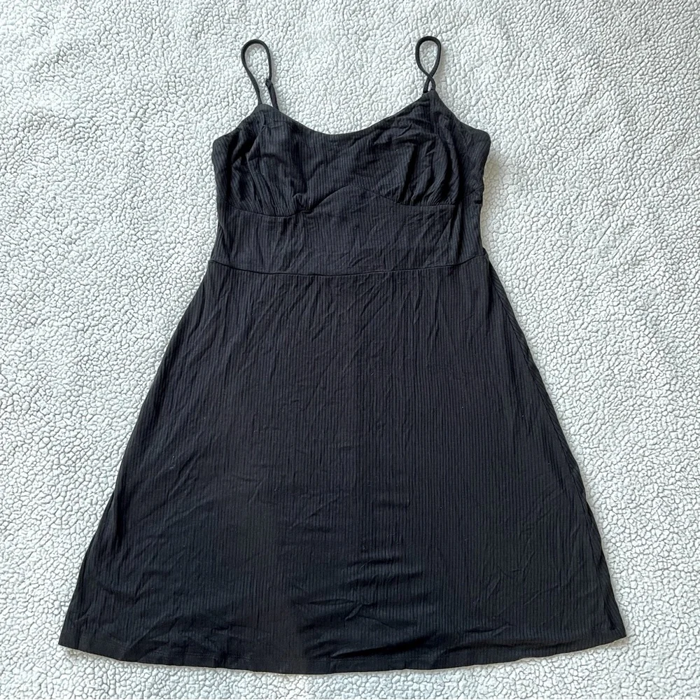 New Dynamite Black Flowy Dress - Picture 8 of 8